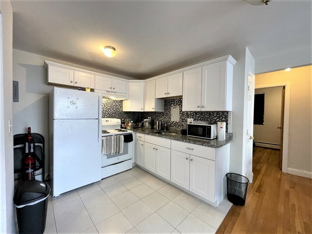 Property Photo: 17 Carey Ave 3 MA 02472