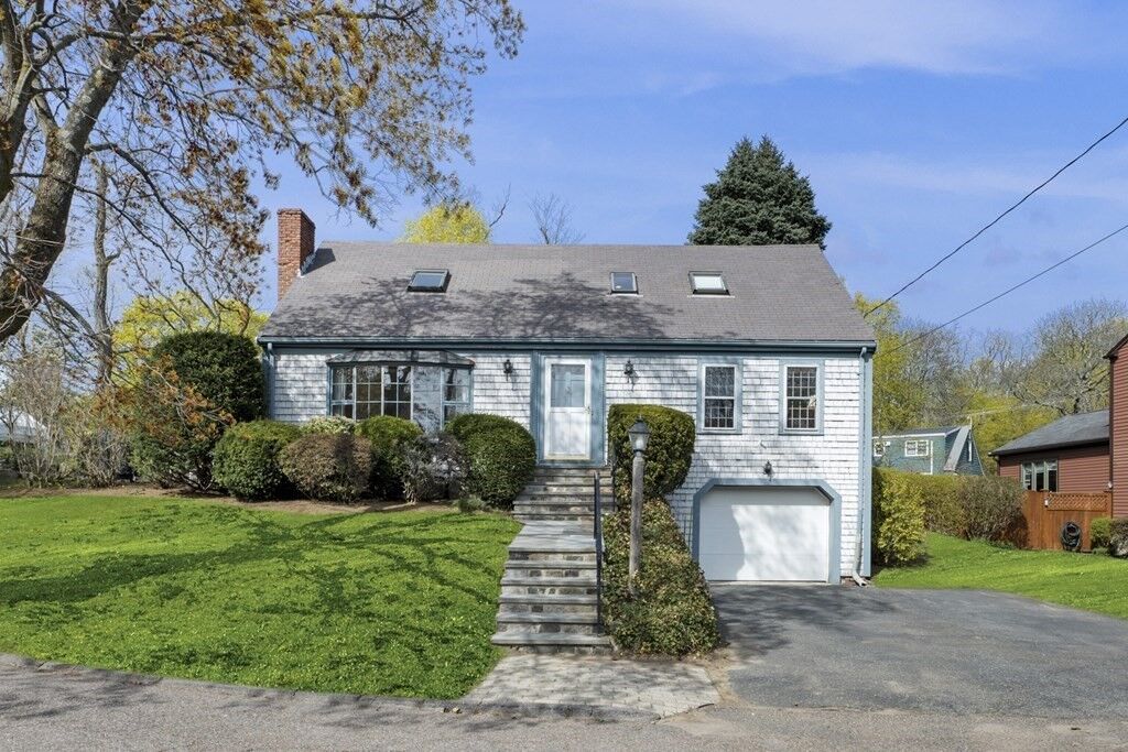Property Photo: 11 Alexander Circle MA 01945