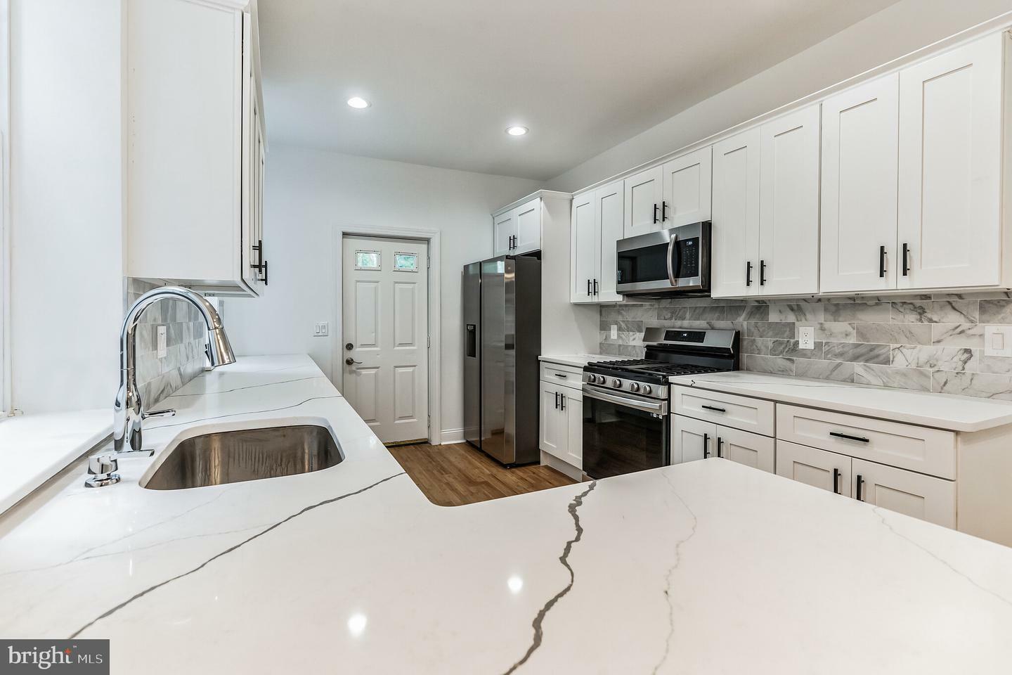 Property Photo: 5739 Arch Street PA 19139