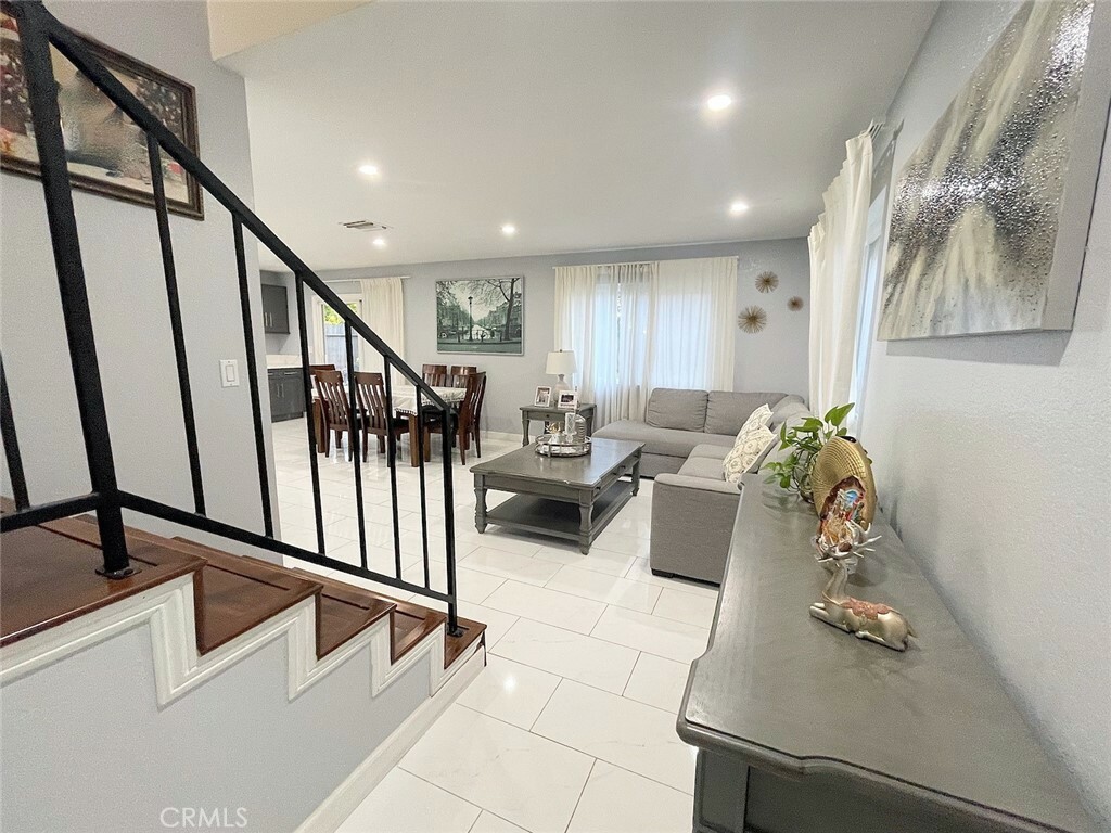 Property Photo: 146 S Fairview Street 18 CA 92704