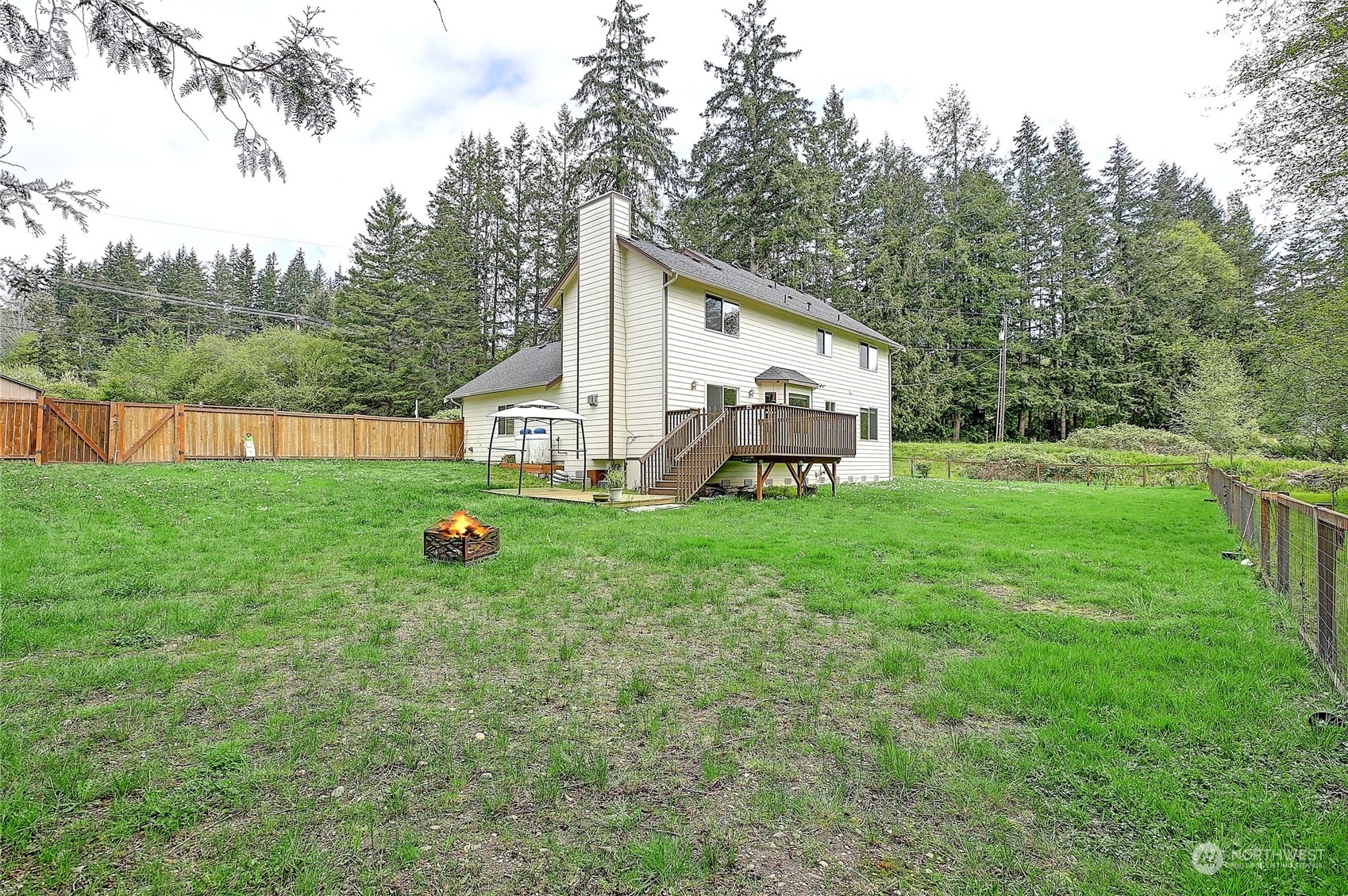 Property Photo:  743 Nickashawn Lane  WA 98282 