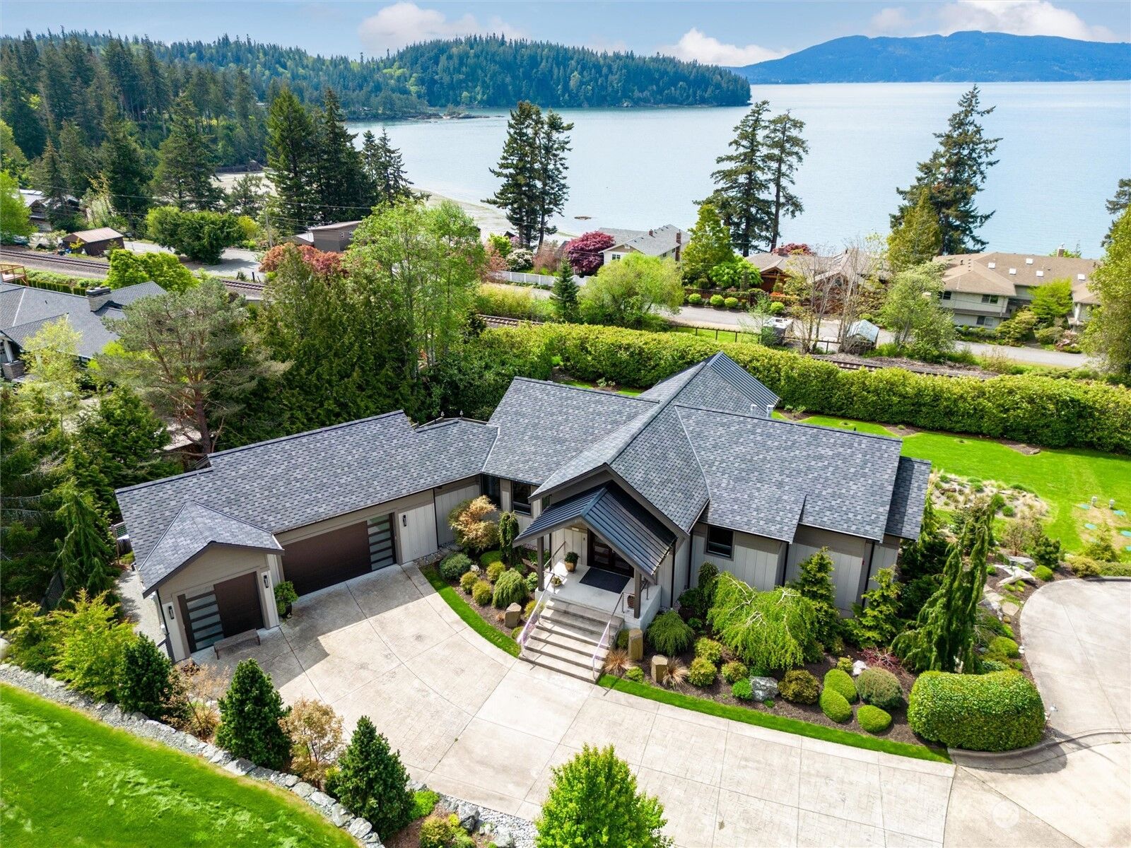 House for sale in Bellingham 873 Chuckanut Drive, Bellingham, WA 98229