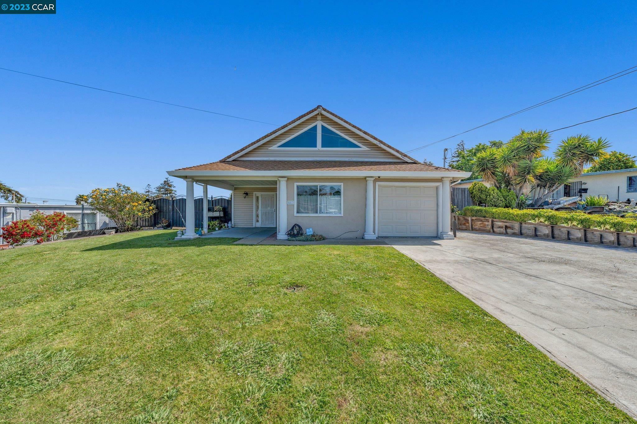 Property Photo: 413 Heather Dr CA 94806