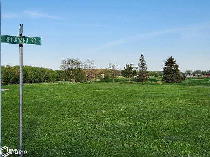 Property Photo: 602 Claydigger Run IA 50475