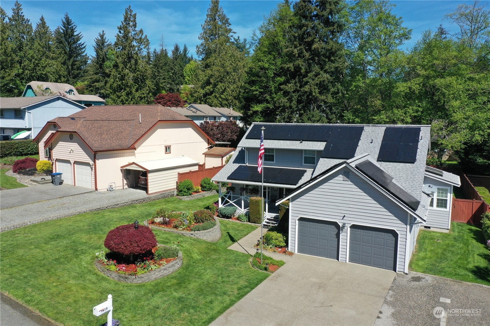 Property Photo:  1018 NE Knights Court  WA 98311 