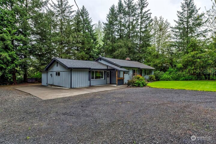 Property Photo:  818 Sandy Bend Road  WA 98611 