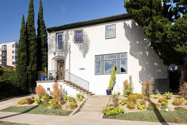 Property Photo:  3255 Front St  CA 92103 