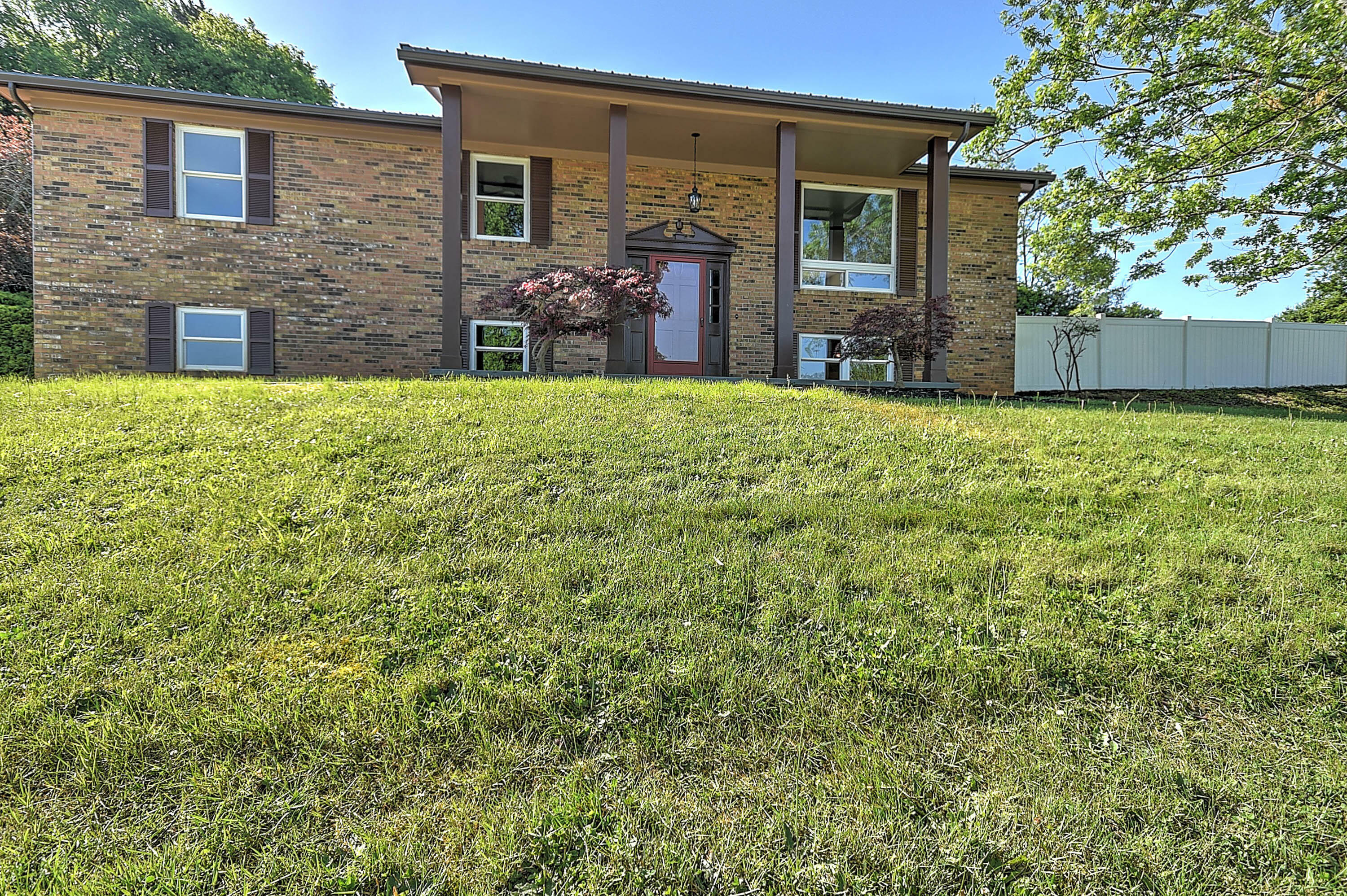 Property Photo:  1711 Cindy Dr  TN 37743 