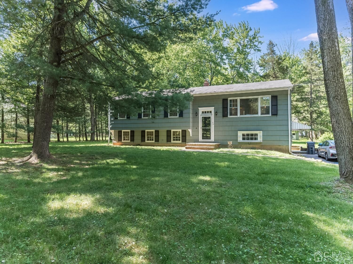 Property Photo:  69 Bernard Street  NJ 08876 