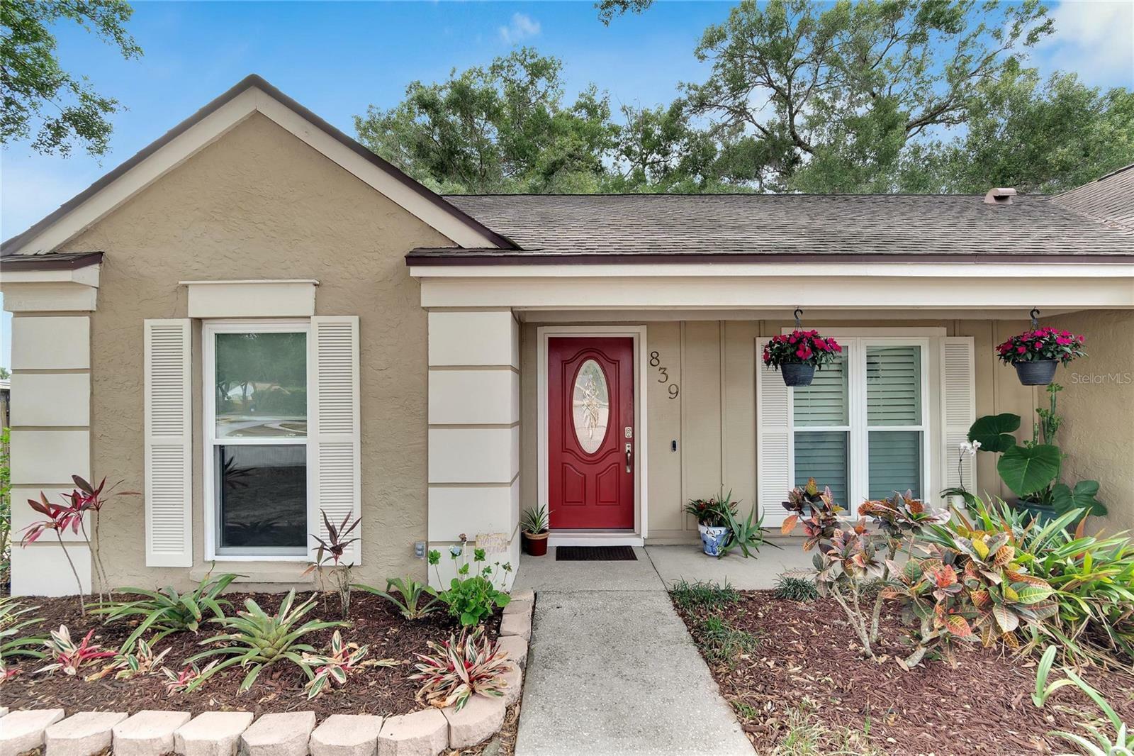Property Photo: 839 Sunridge Point Drive FL 33584