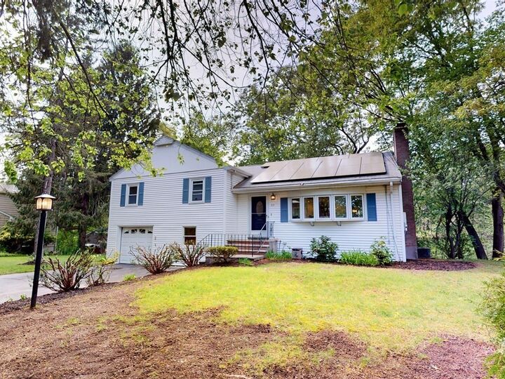 Property Photo:  89 Rolling Lane  MA 02492 