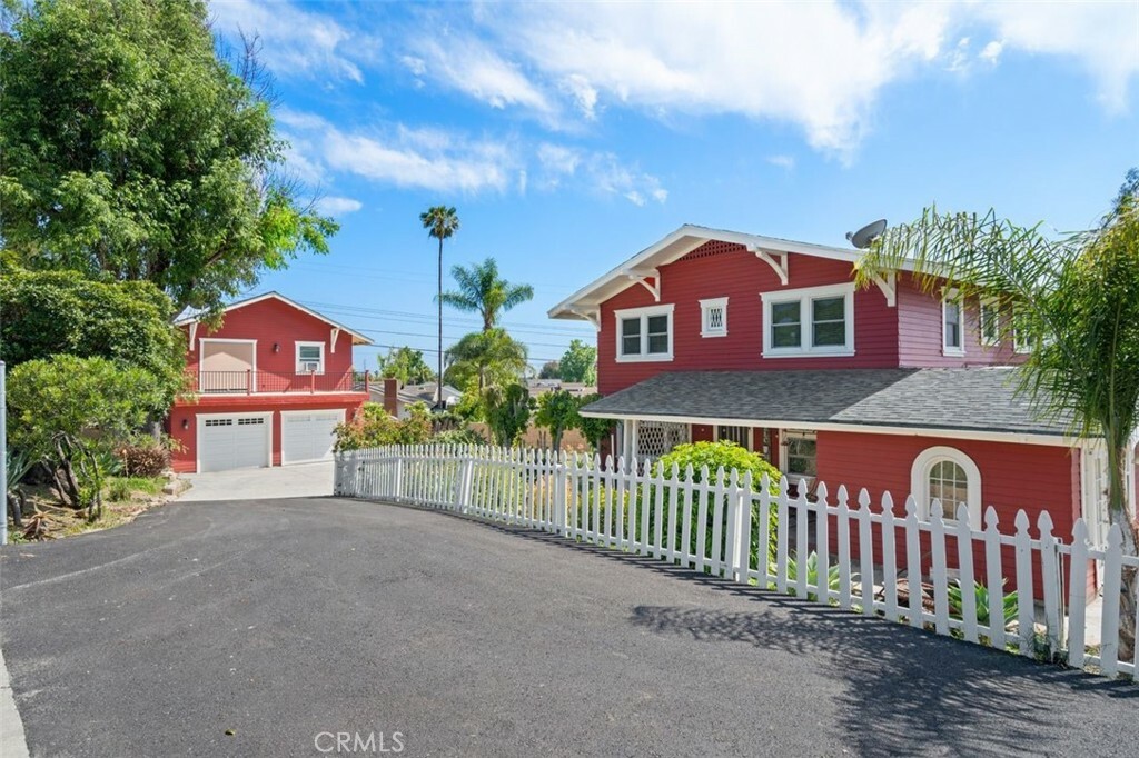 Property Photo: 2380 N Santiago Boulevard CA 92867