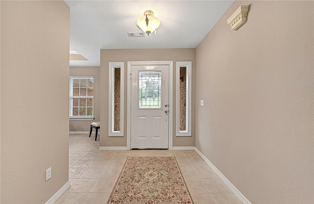 Property Photo: 889 Hillcroft Terrace AR 72718