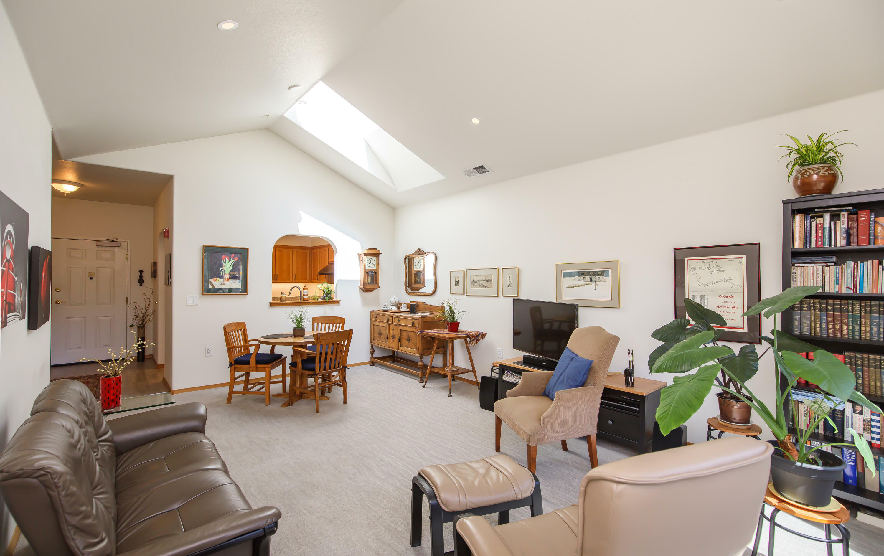 Property Photo: 972 Golden Aspen Place OR 97520