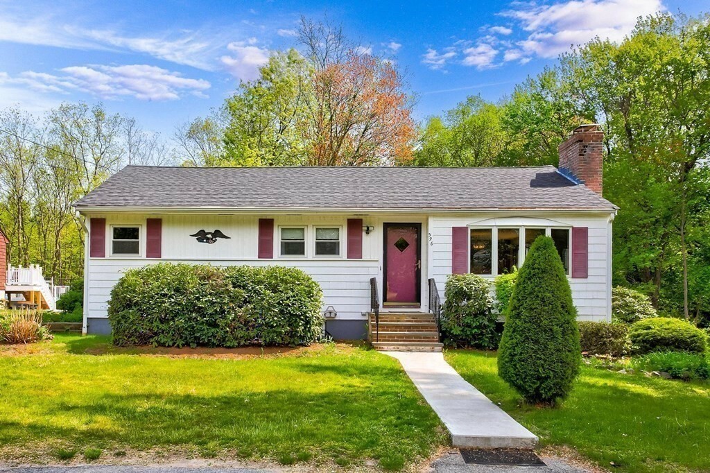 Property Photo: 396 Russell St MA 01801