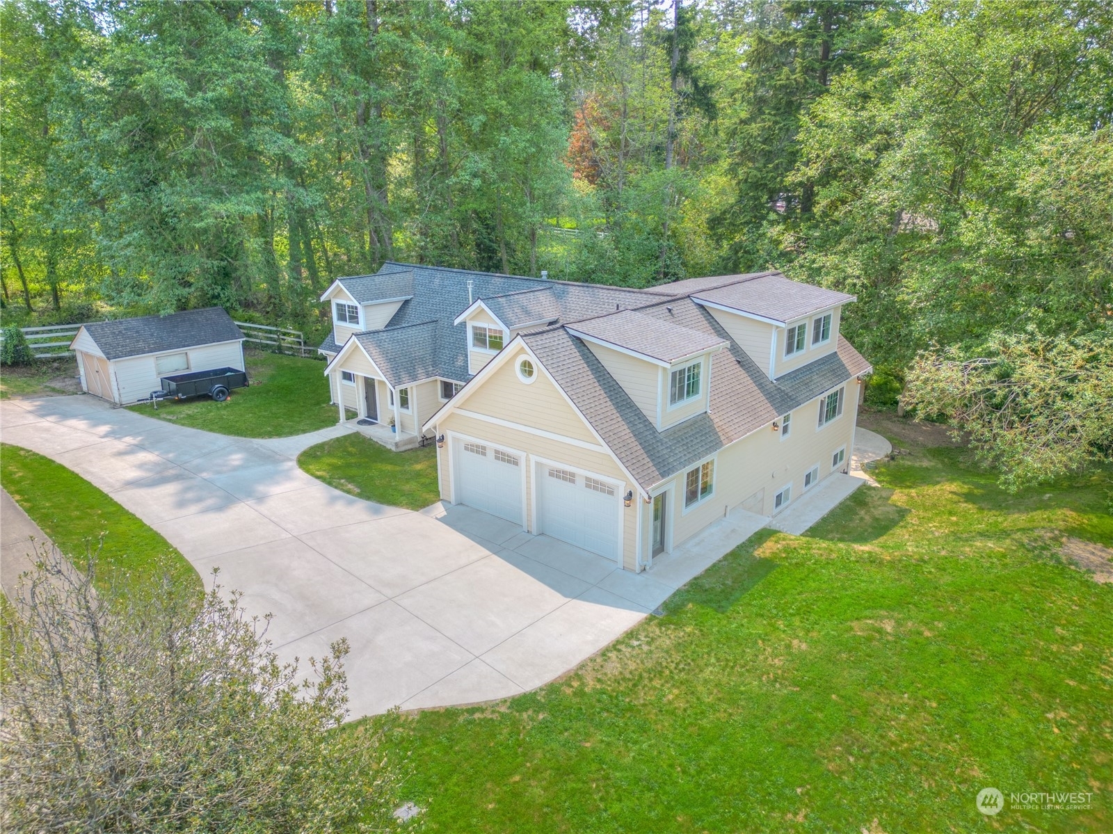 Property Photo:  1110 Union Avenue  WA 98388 