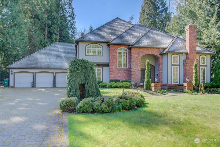 Property Photo: 16219 NE 135th Street WA 98052