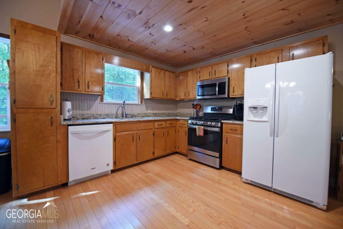 Property Photo: 550 Watson Road GA 30541
