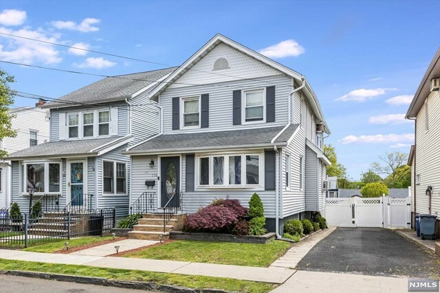 Property Photo:  156 Morgan Place  NJ 07031 