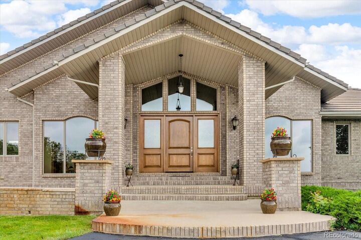 Property Photo:  5881 Deer Meadow Trail  CO 80403 