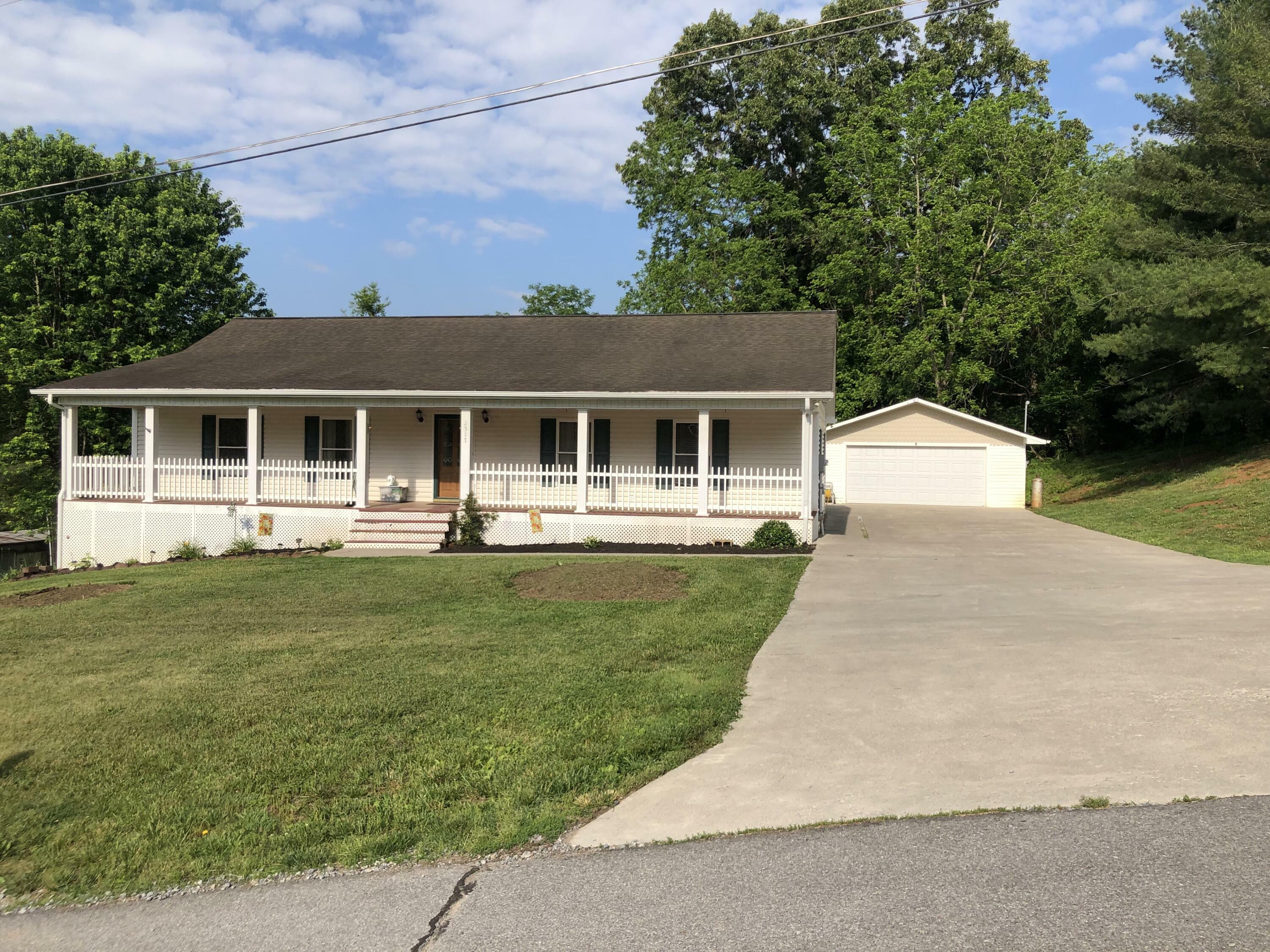 Property Photo: 2517 McLean Road TN 37660