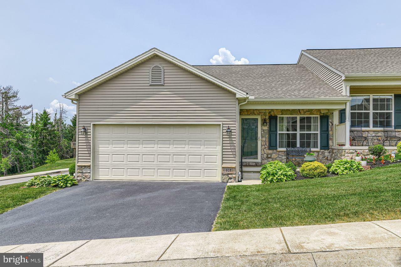 Property Photo:  107 Shetland Drive  PA 17356 