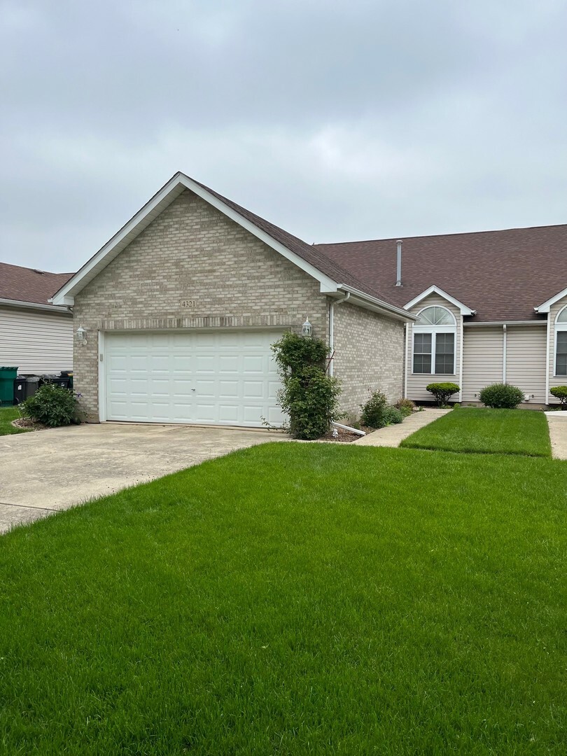 Property Photo:  4321 River Glen Road  IL 60431 