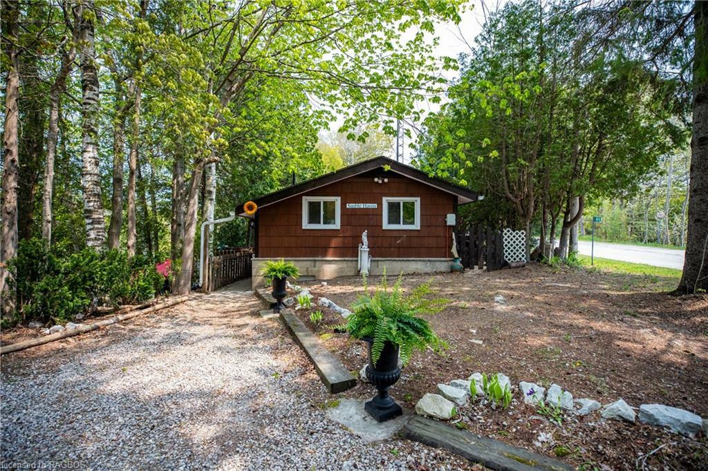 Property Photo: 41 Jewel Bridge Road ON N0H2G0