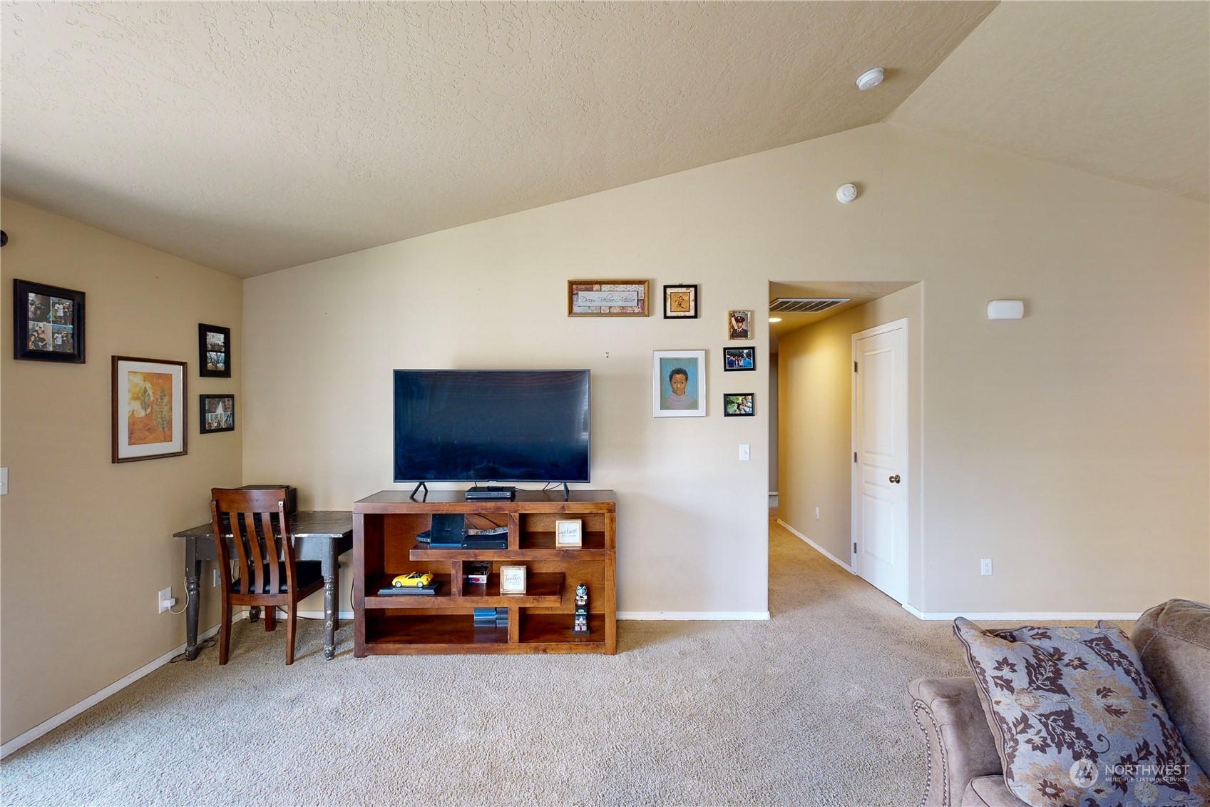 Property Photo:  931 Highland Road  WA 99362 