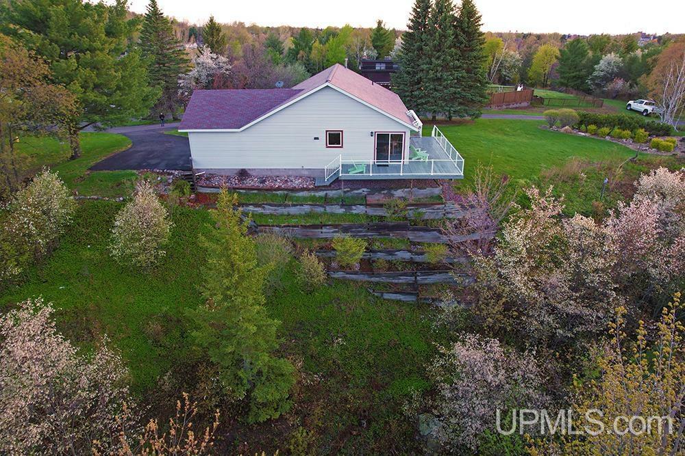 Property Photo:  1603 Altamont  MI 49855 