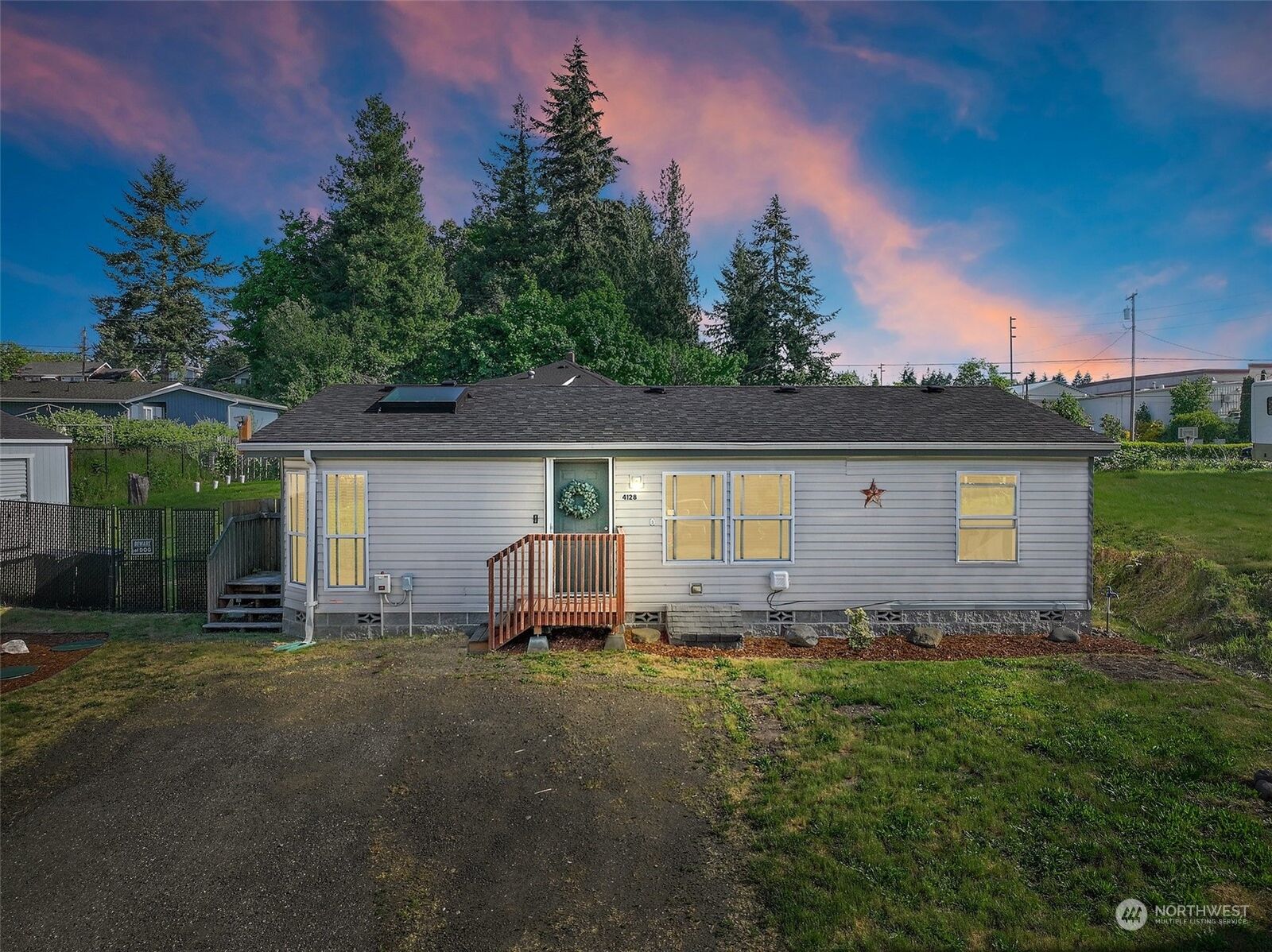 Property Photo: 4128 W M Street WA 98312