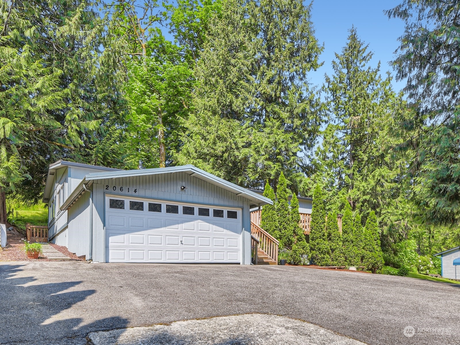 Property Photo:  20614 W Richmond Road  WA 98021 