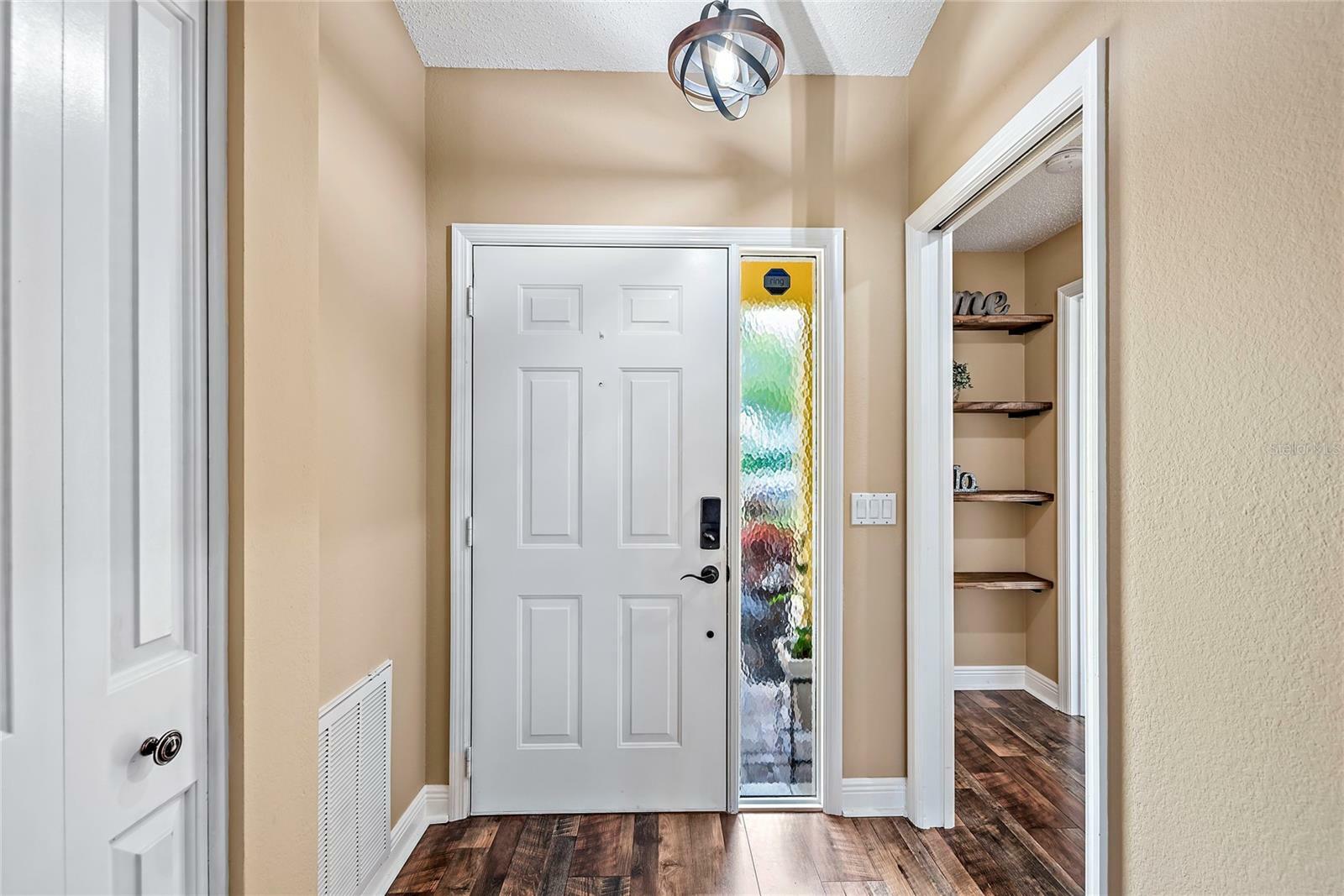 Property Photo: 6702 Stone River Road FL 34203