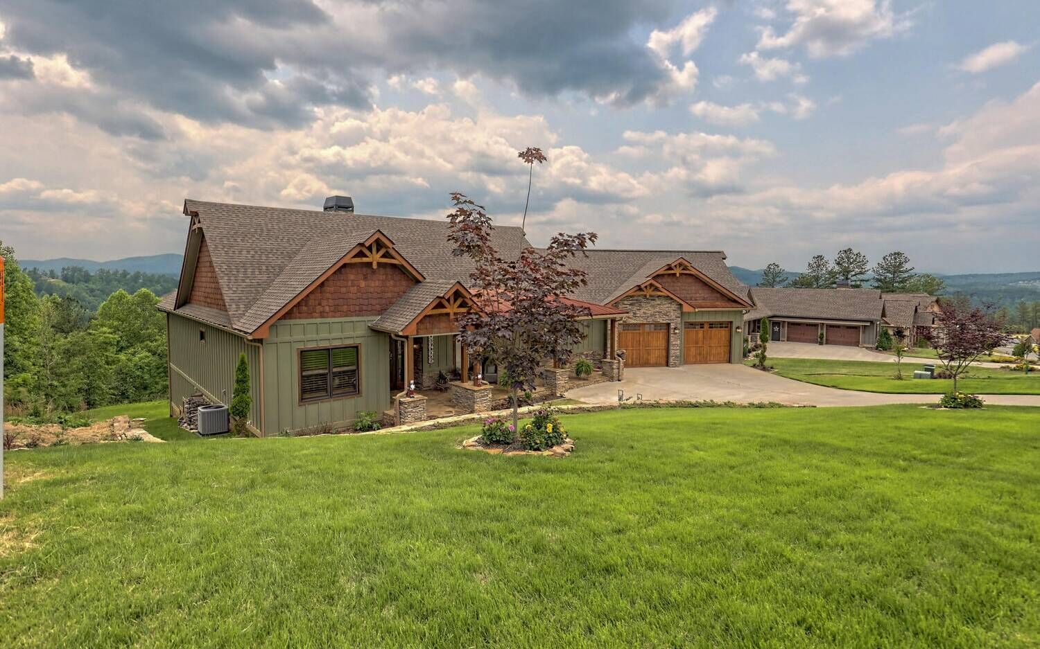 Property Photo: 813 Ridge Pointe Way GA 30512