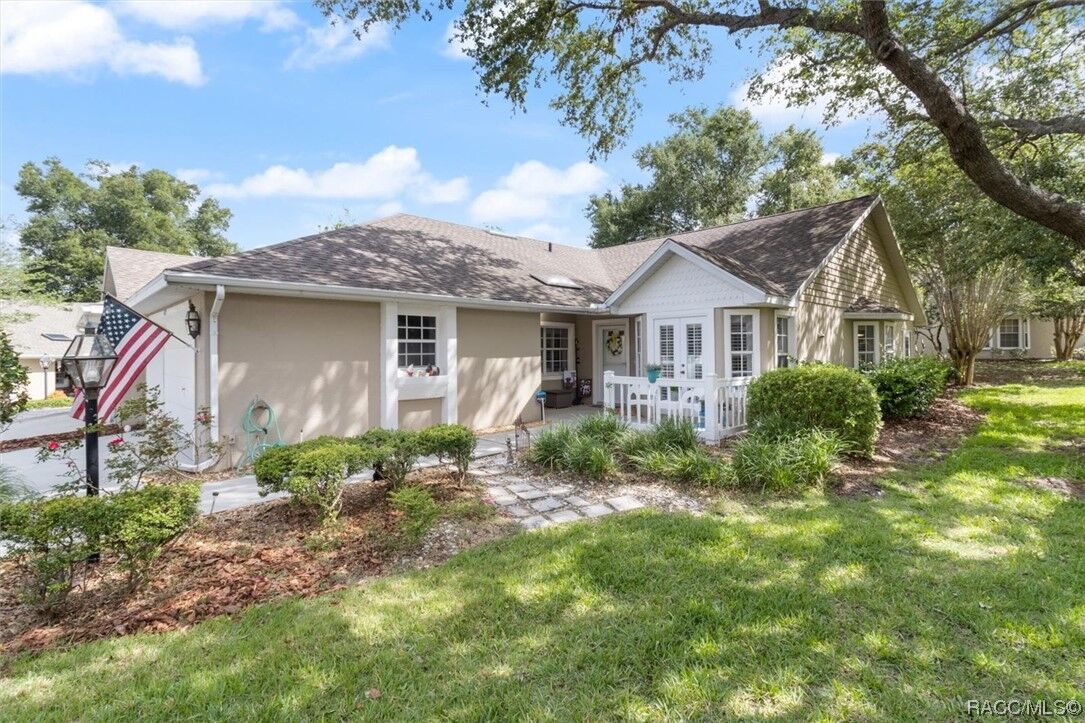 Property Photo: 6143 W Edgemoor Court FL 34429