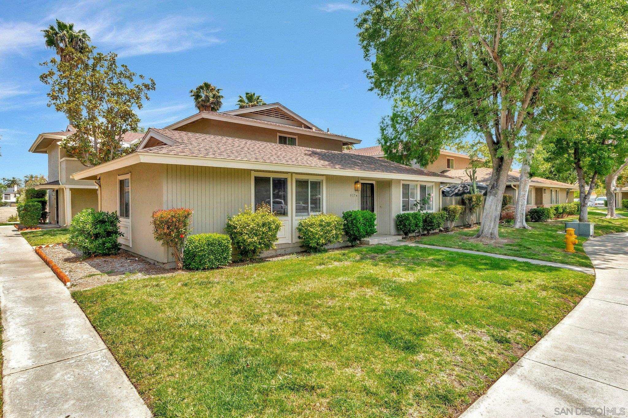 Property Photo:  917 Amistad Ct A  CA 92019 