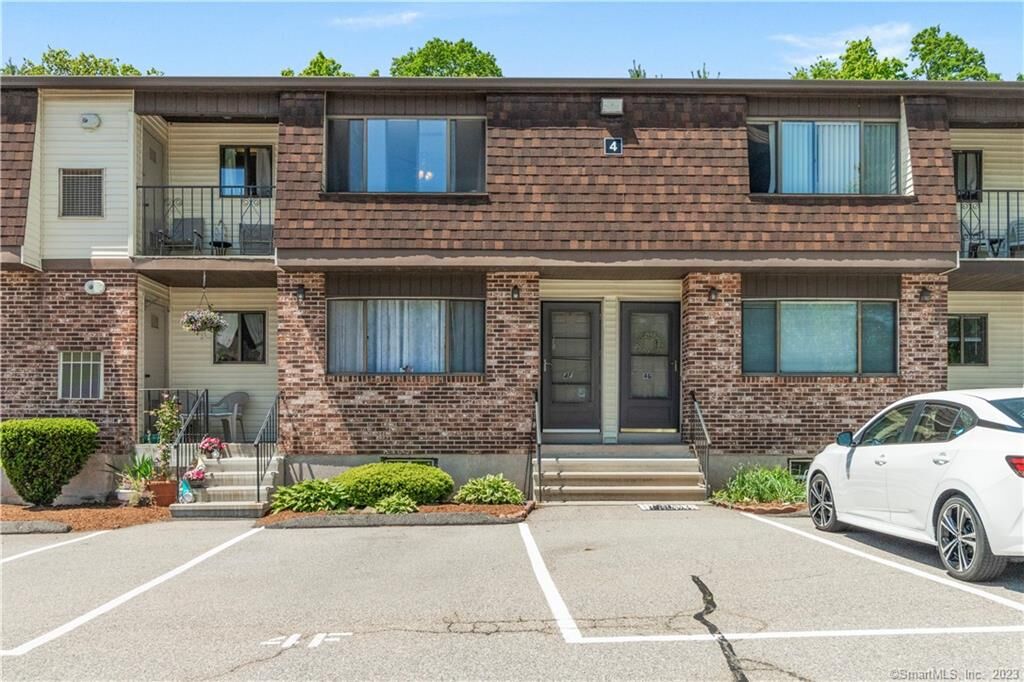Property Photo:  140 Thompson Street 4F  CT 06513 
