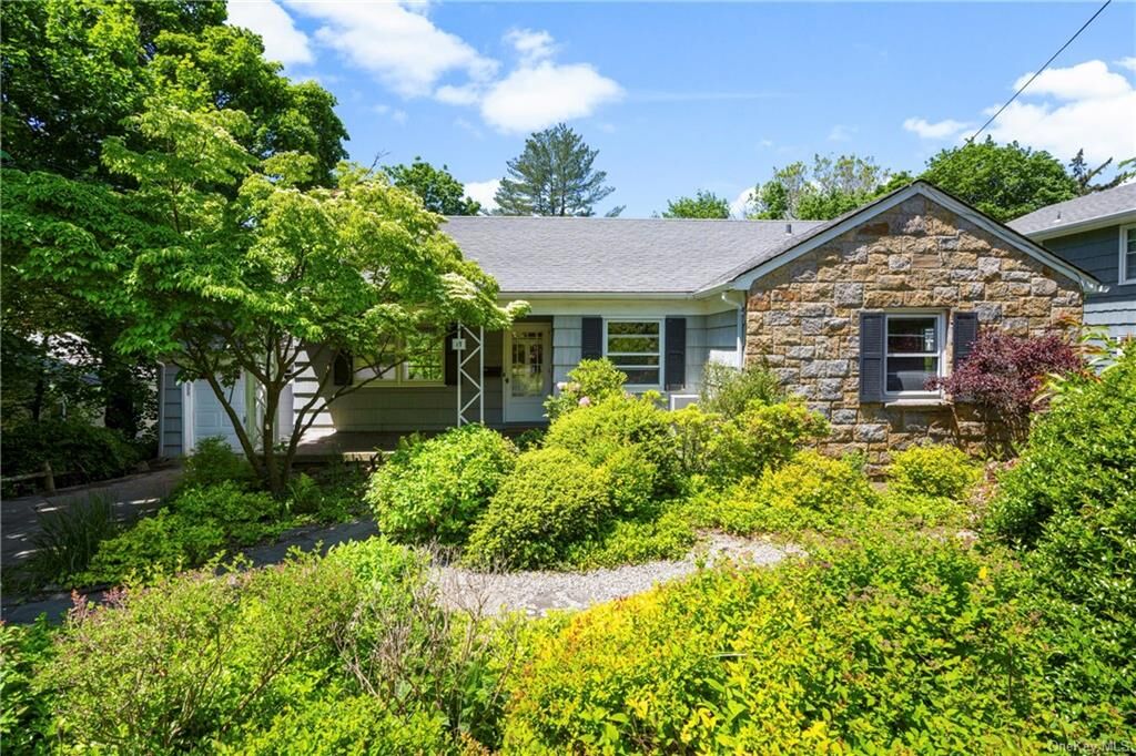 Property Photo:  17 Calumet Avenue  NY 10706 