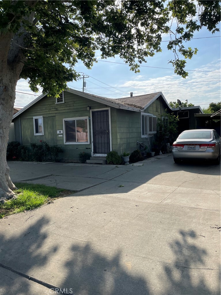 Property Photo:  1122 N Street  CA 95341 