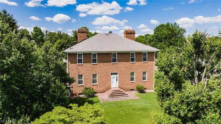 Property Photo: 4 South Heights WV 26101