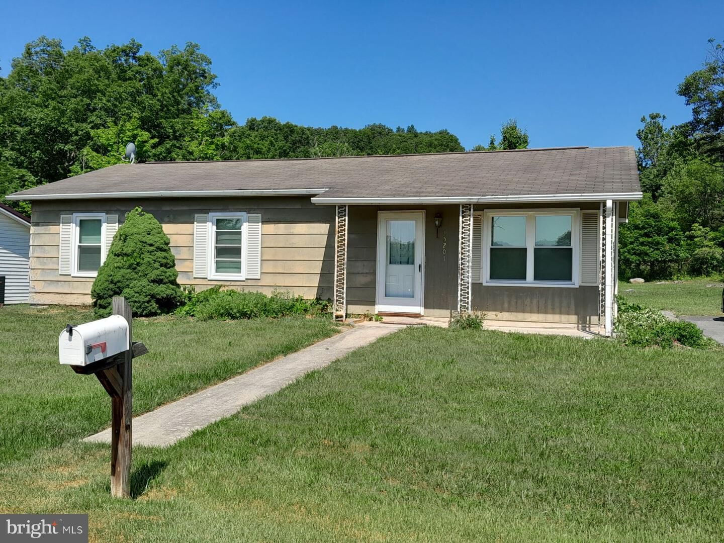 Property Photo:  15201 Haines Drive SW  MD 21502 