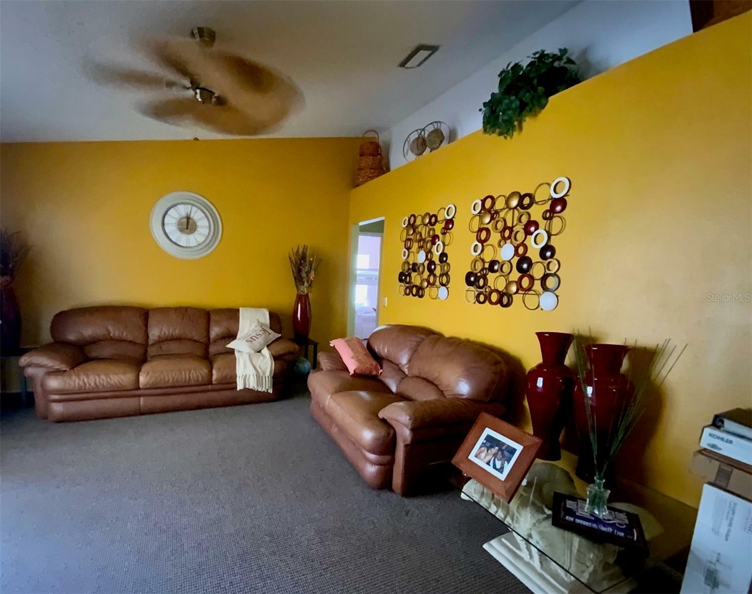 Property Photo:  7117 Ironwood Drive  FL 32818 