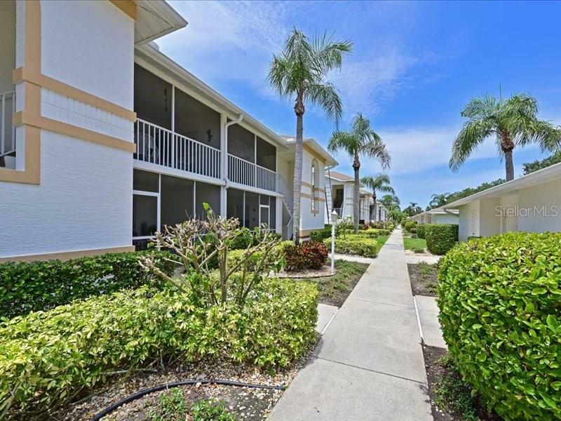 Property Photo:  6912 Drewrys Bluff 605  FL 34203 