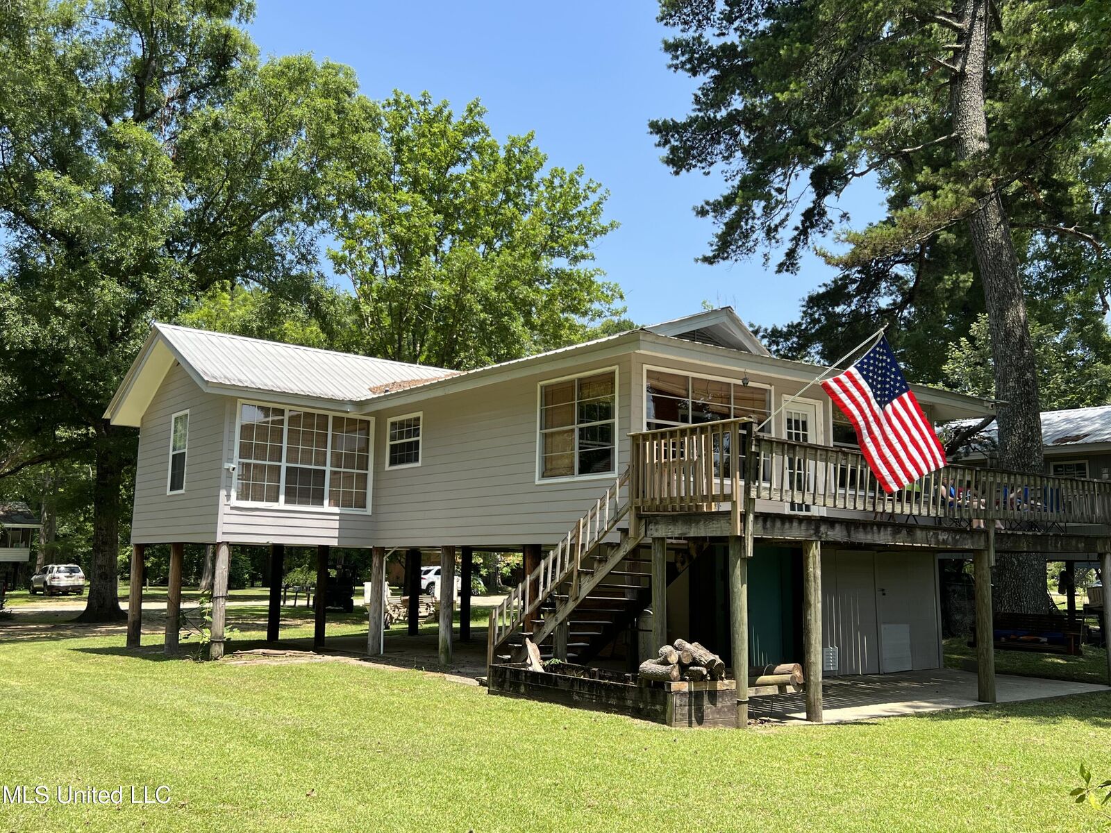 Property Photo: 124 Plum Bluff Road MS 39452