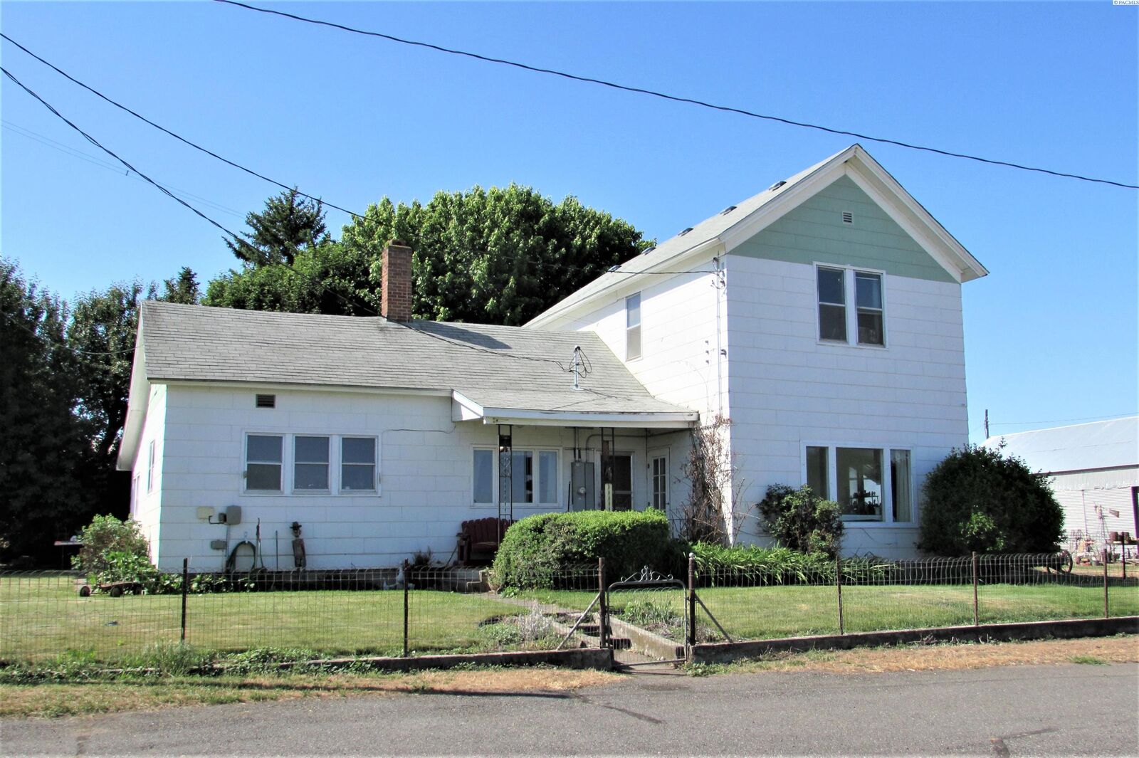 House for sale in La Crosse 22901 SR 127, La Crosse, WA 99143