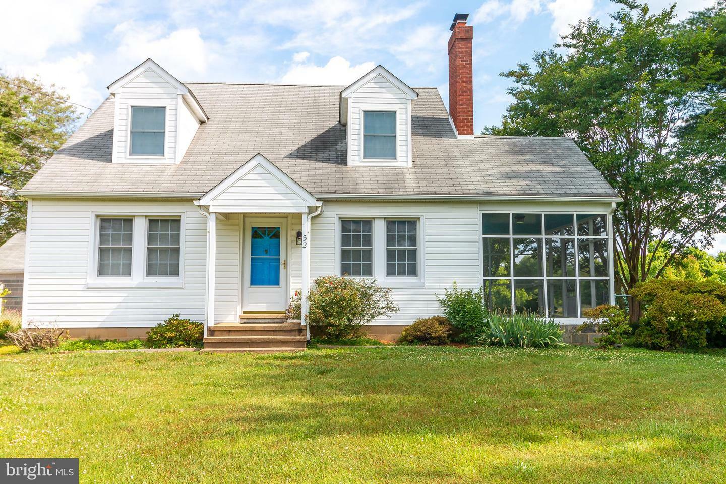 Property Photo: 32 Polling House Road MD 20776
