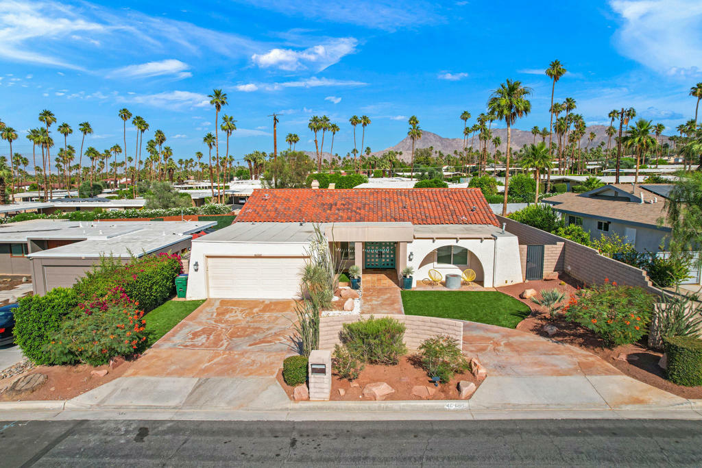 Property Photo: 46060 Shadow Mountain Drive CA 92260