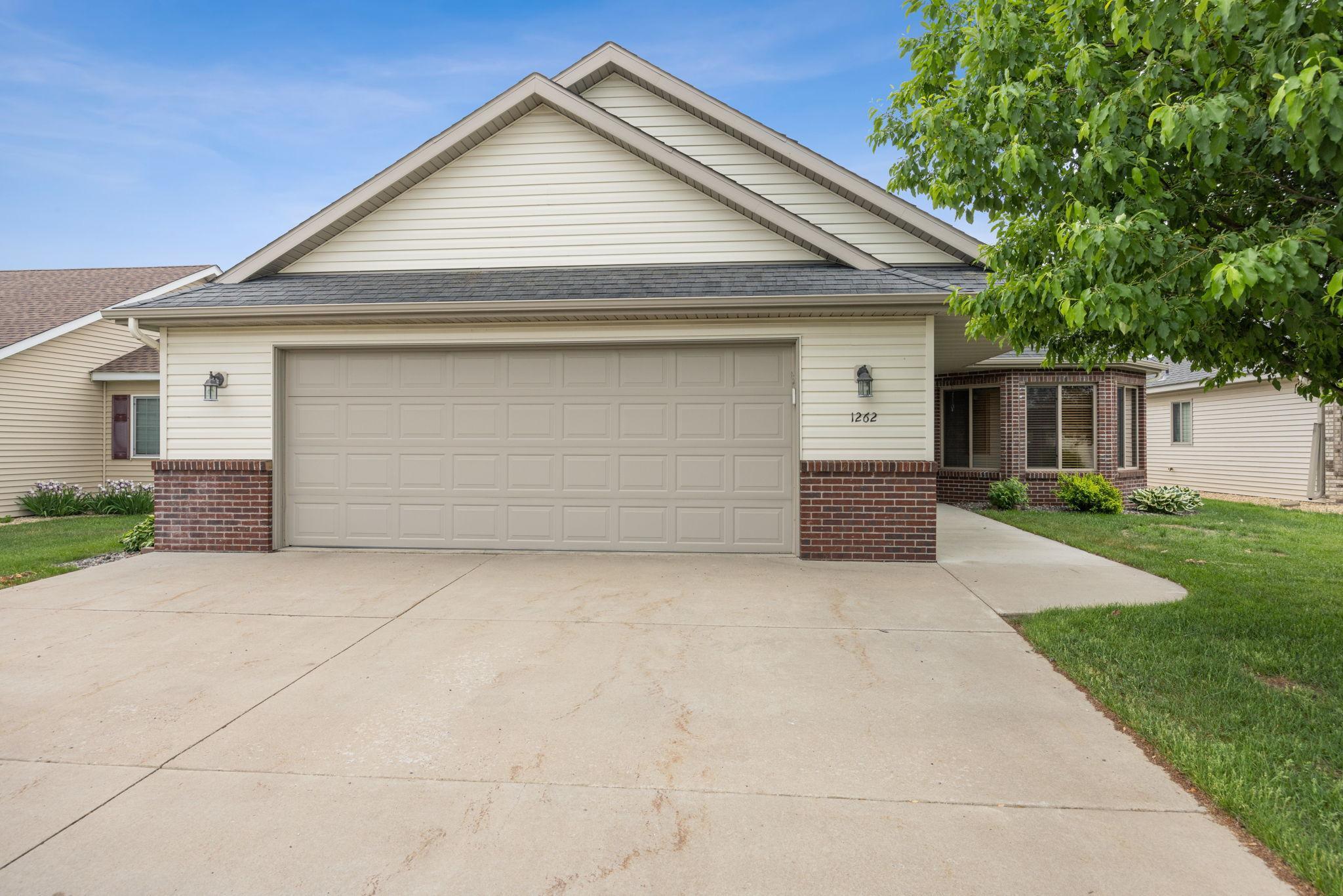 Property Photo: 1262 Willow Pond Drive MN 56387