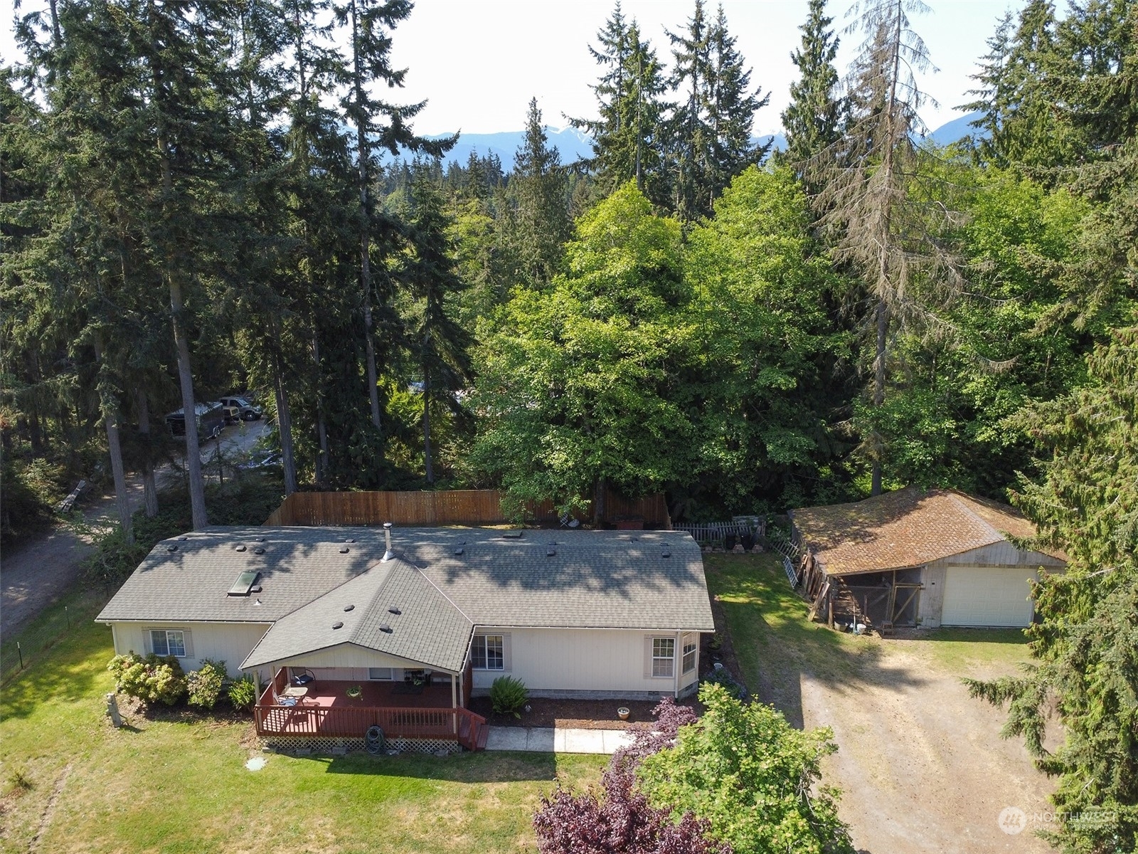 Property Photo:  1010 Lemmon Road  WA 98362 