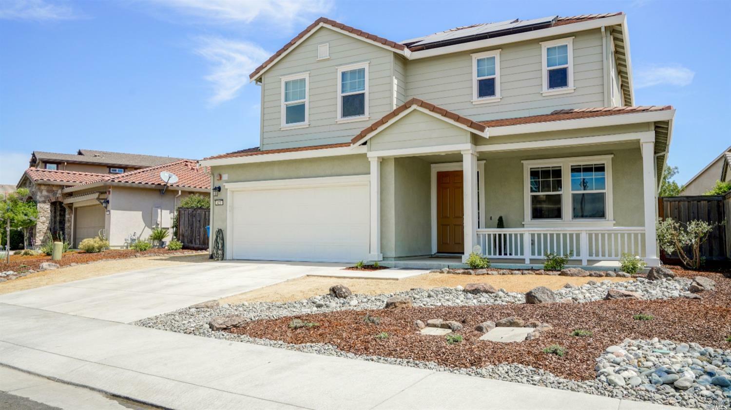 Property Photo:  421 Crimson Circle  CA 95687 